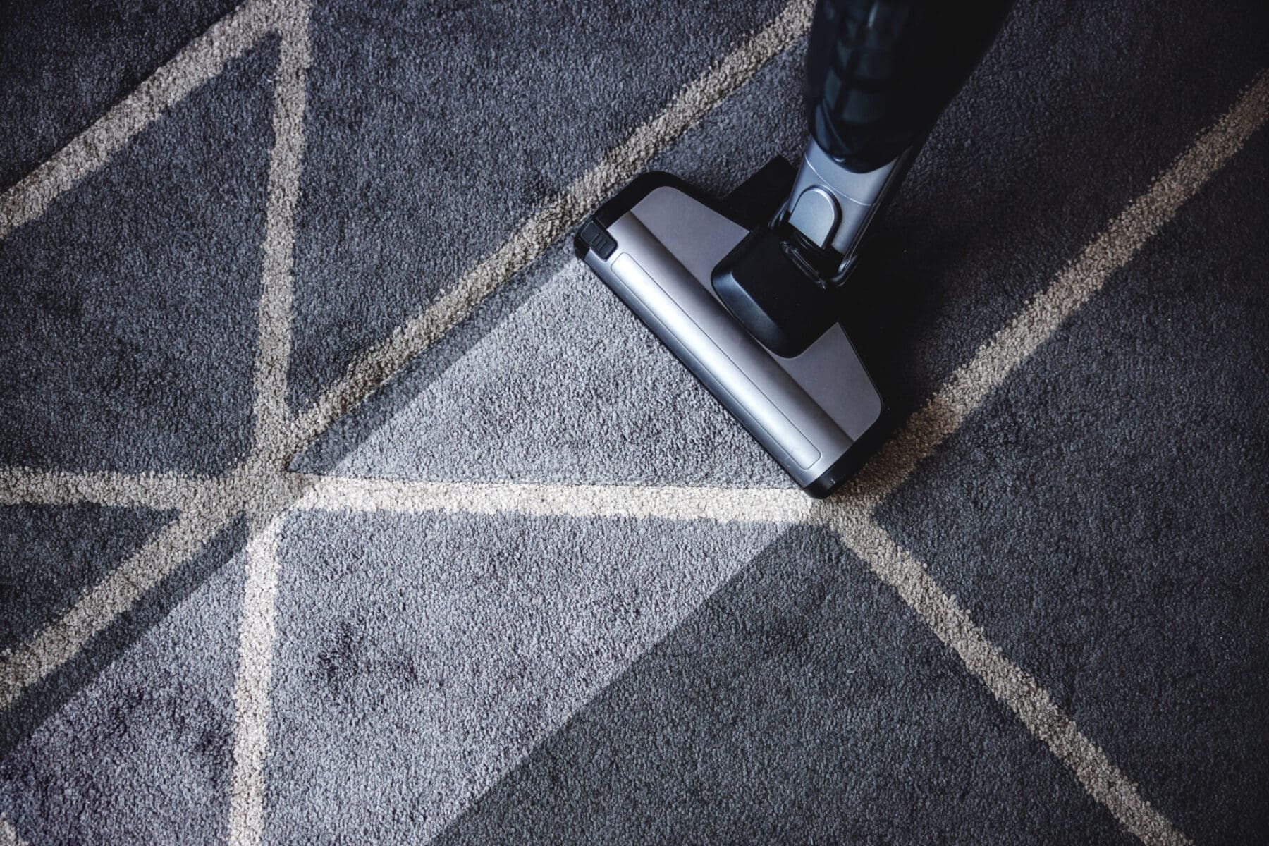 You are currently viewing The Benefits of Steam Cleaning Your Rugs